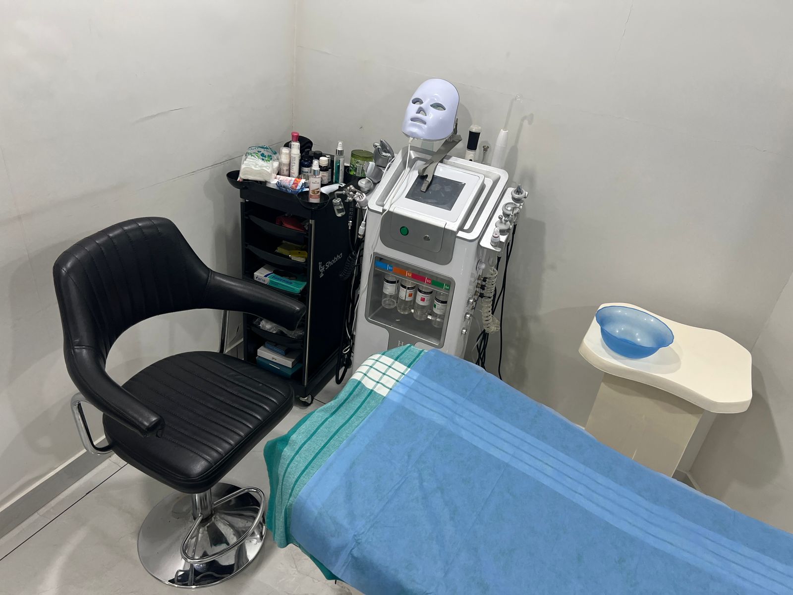Revive Clinic Gallery