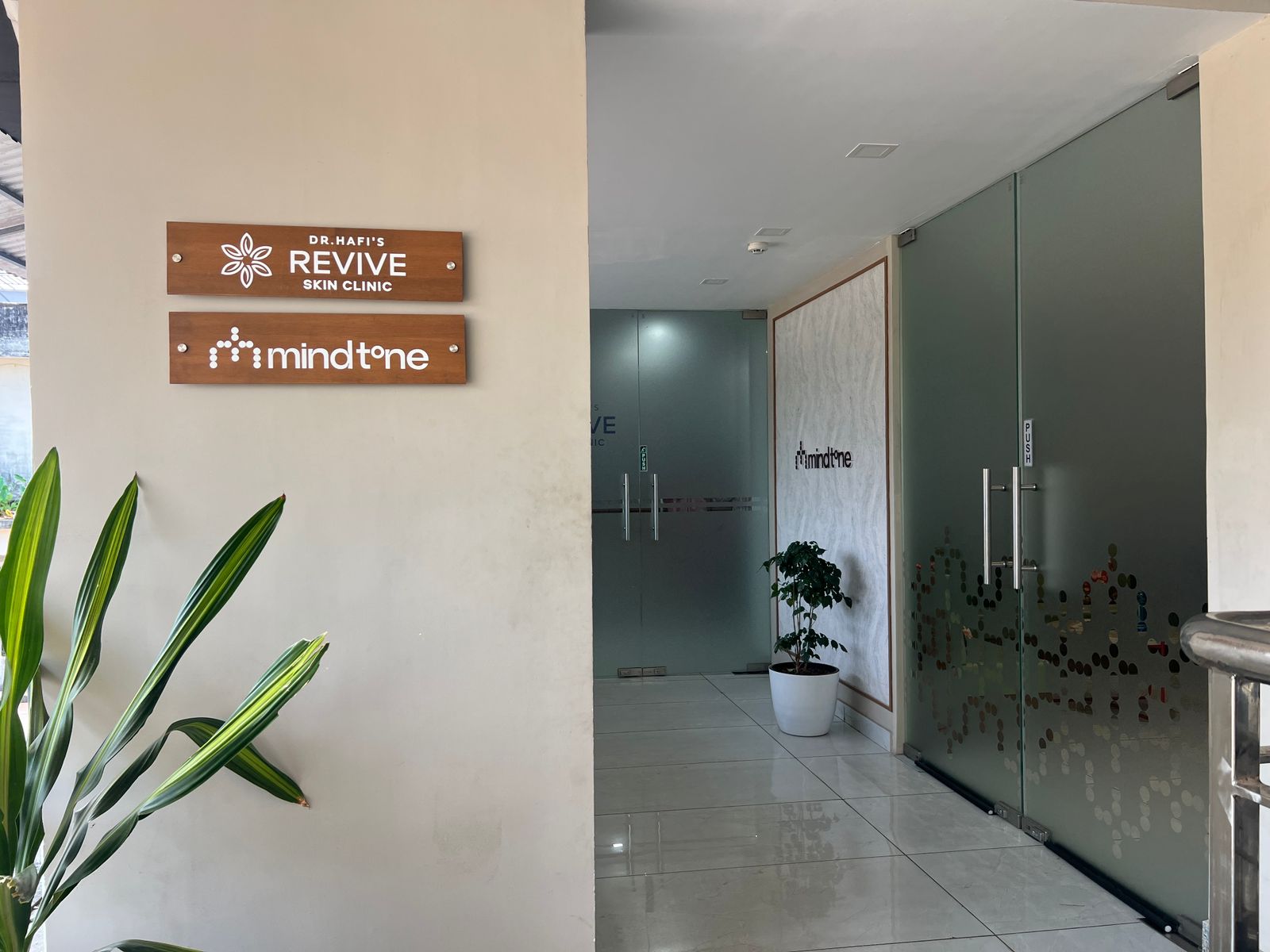 Revive Clinic Gallery